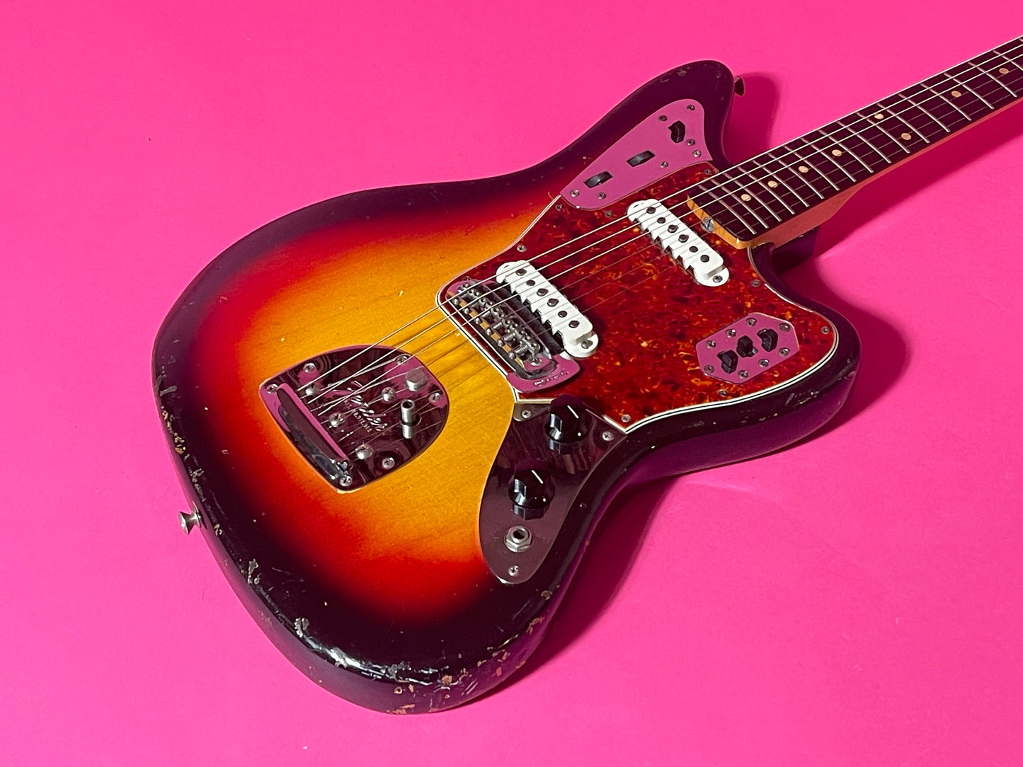 1964 Fender Jaguar 3-Color Sunburst Clay Dots