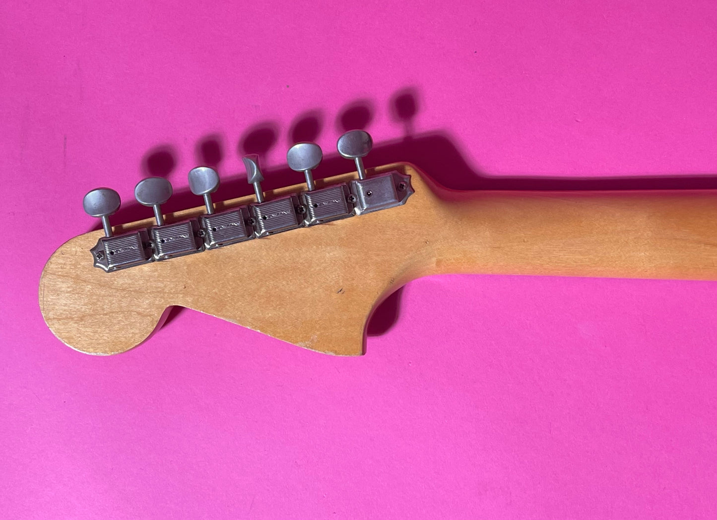 1964 Fender Jaguar 3-Color Sunburst Clay Dots