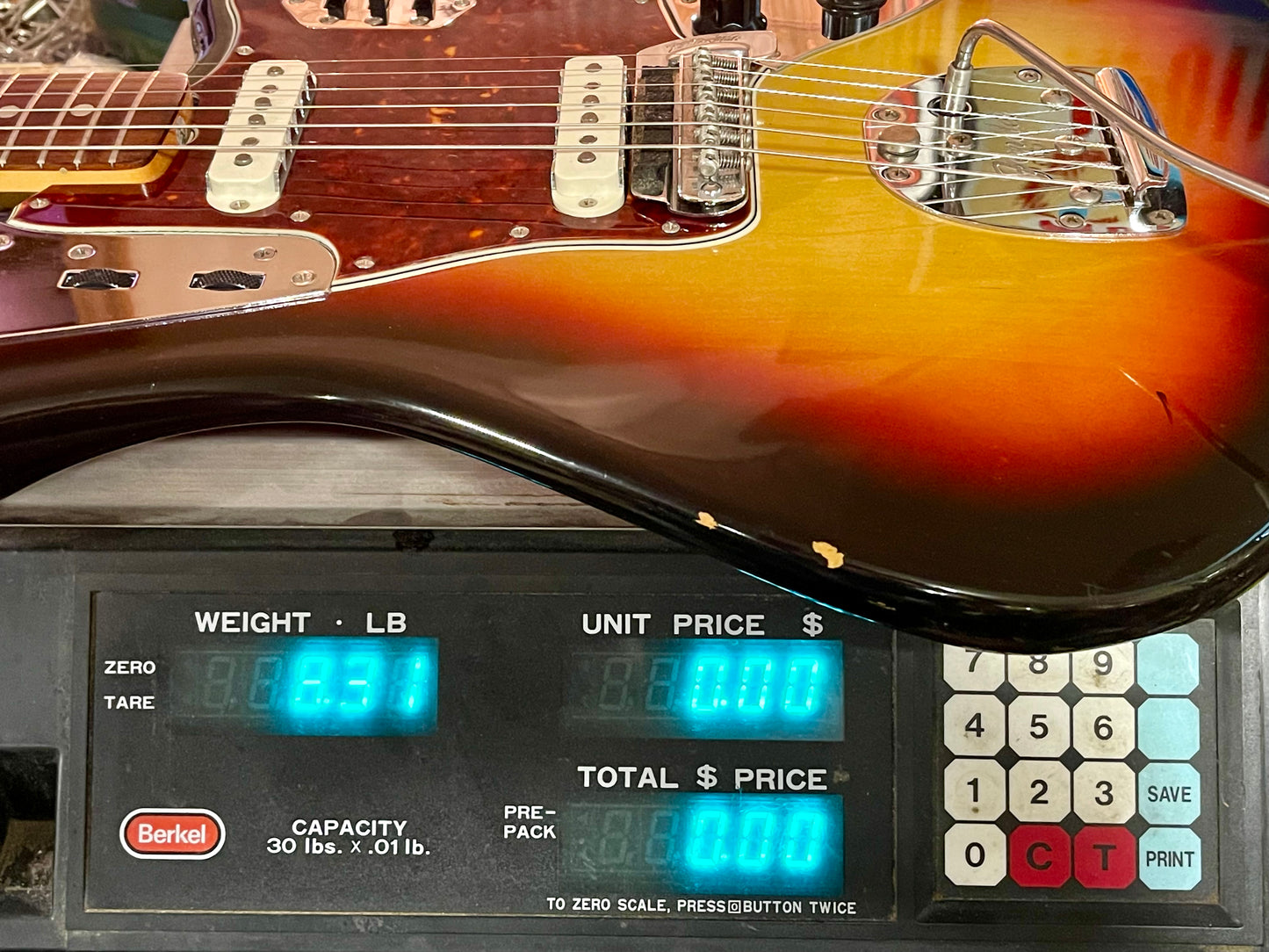 1965 Fender Jaguar 3-Color Sunburst 100% OG