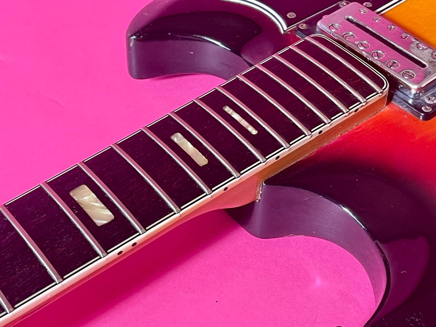 1973 Univox Badazz 3-Color Sunburst