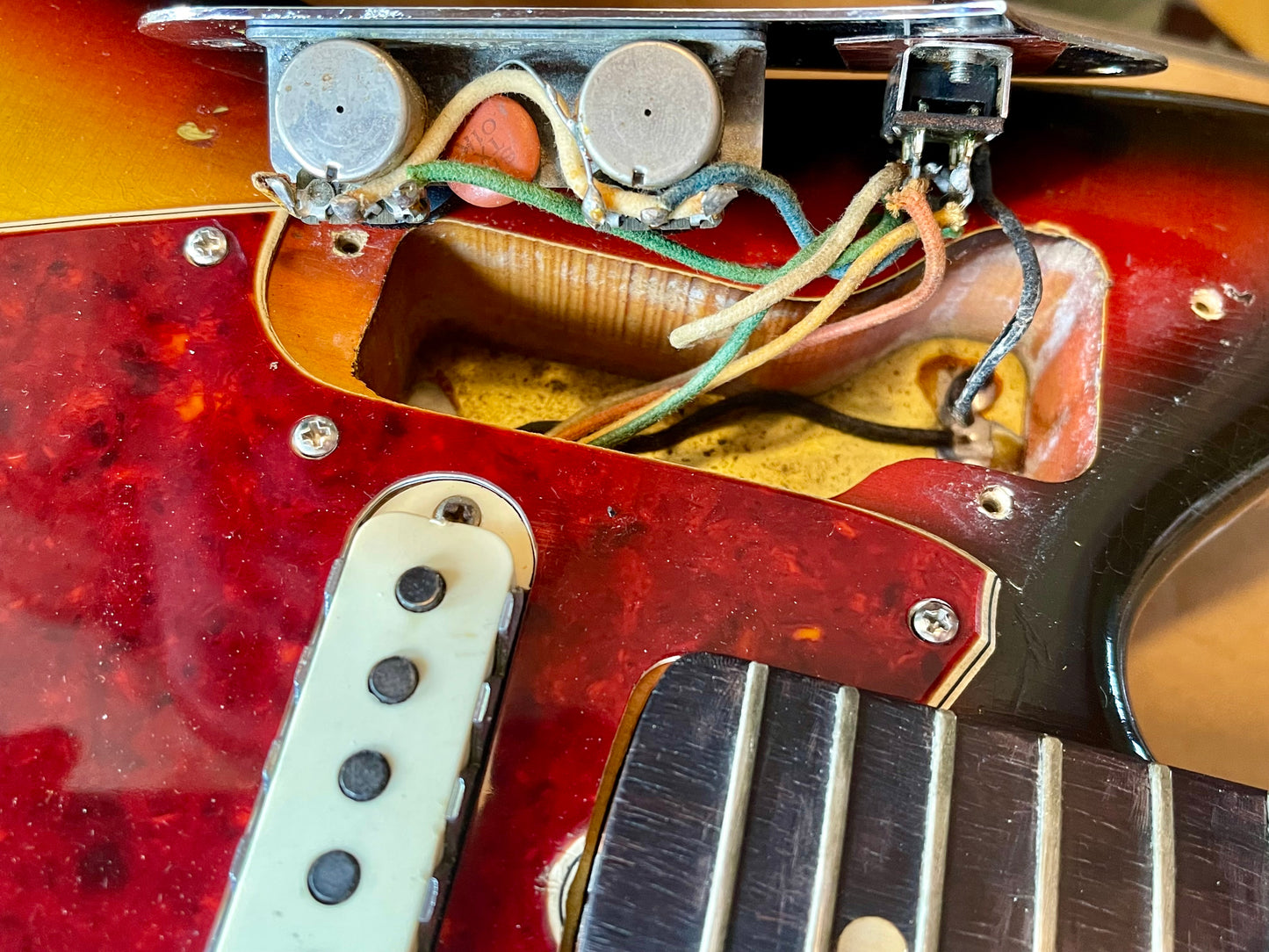 1965 Fender Jaguar 3-Color Sunburst
