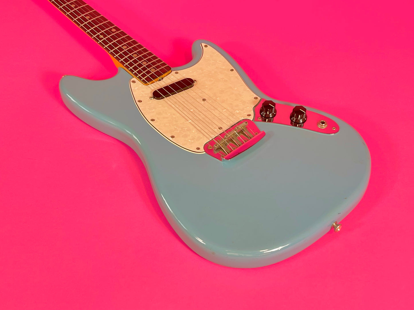 1966 Fender Musicmaster II Daphne Blue near mint condition, early small-ball headstock