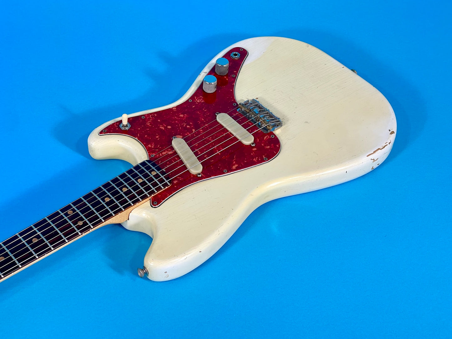 1963 Fender Duo Sonic Pre-CBS rare White finish