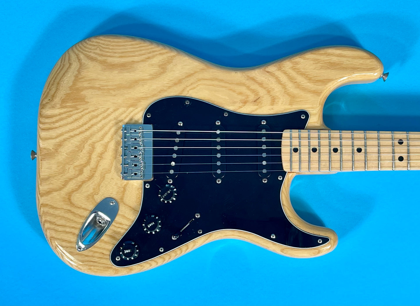1977 Fender Stratocaster Hardtail Swamp Ash 100% Original