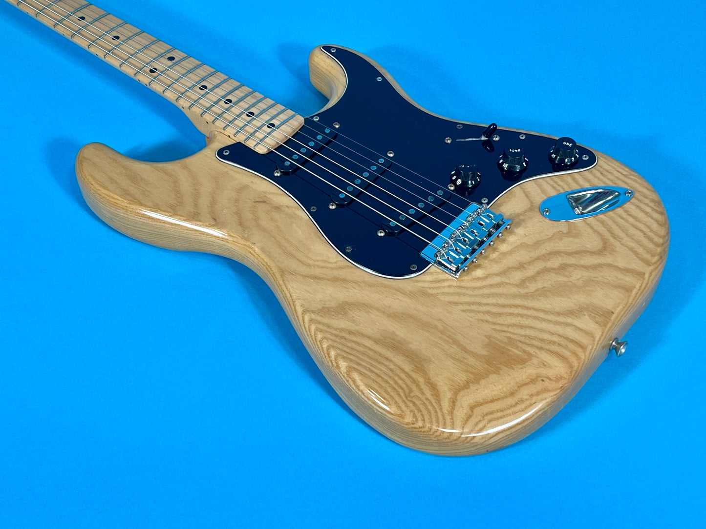 1977 Fender Stratocaster Hardtail Swamp Ash 100% Original