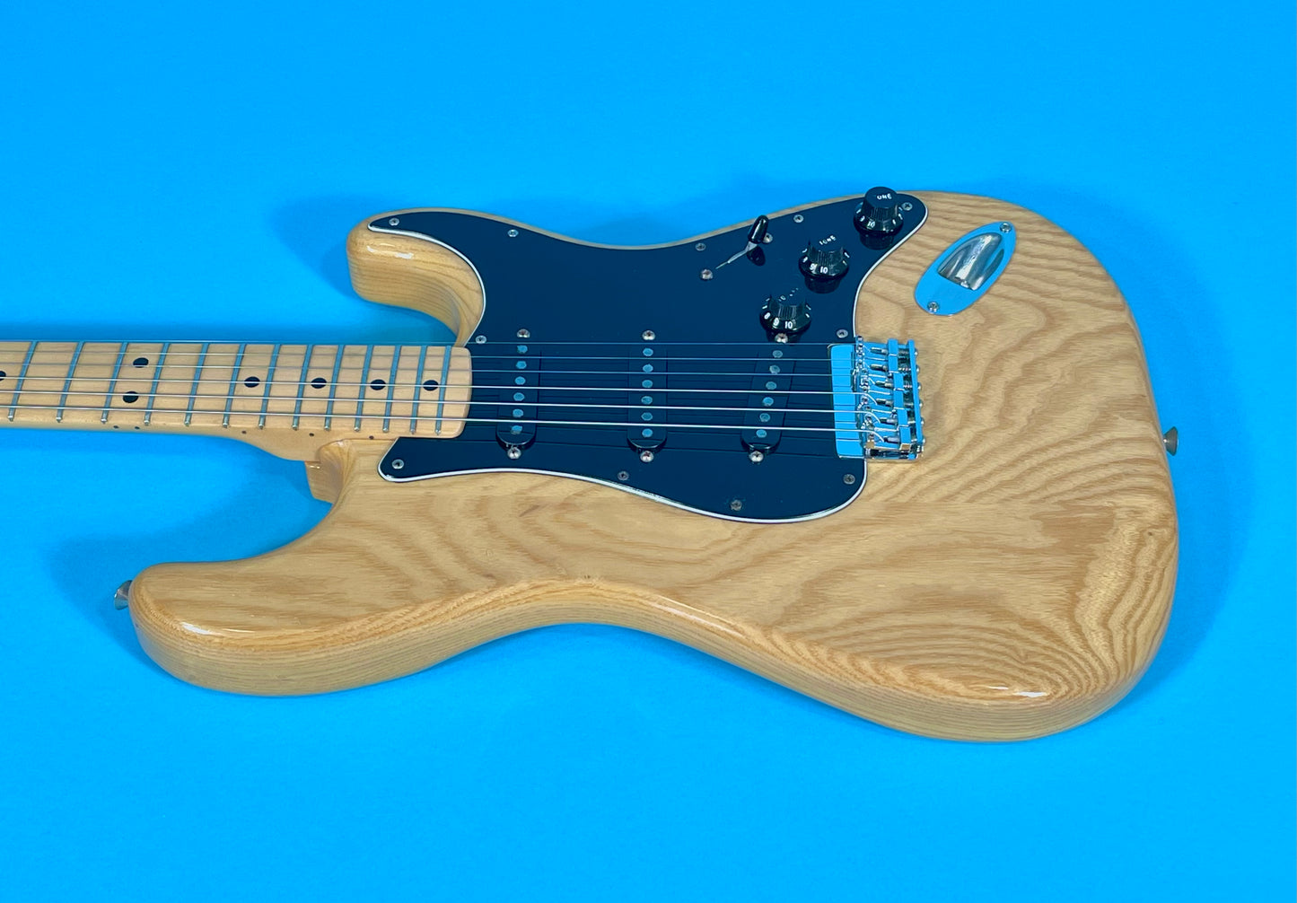 1977 Fender Stratocaster Hardtail Swamp Ash 100% Original