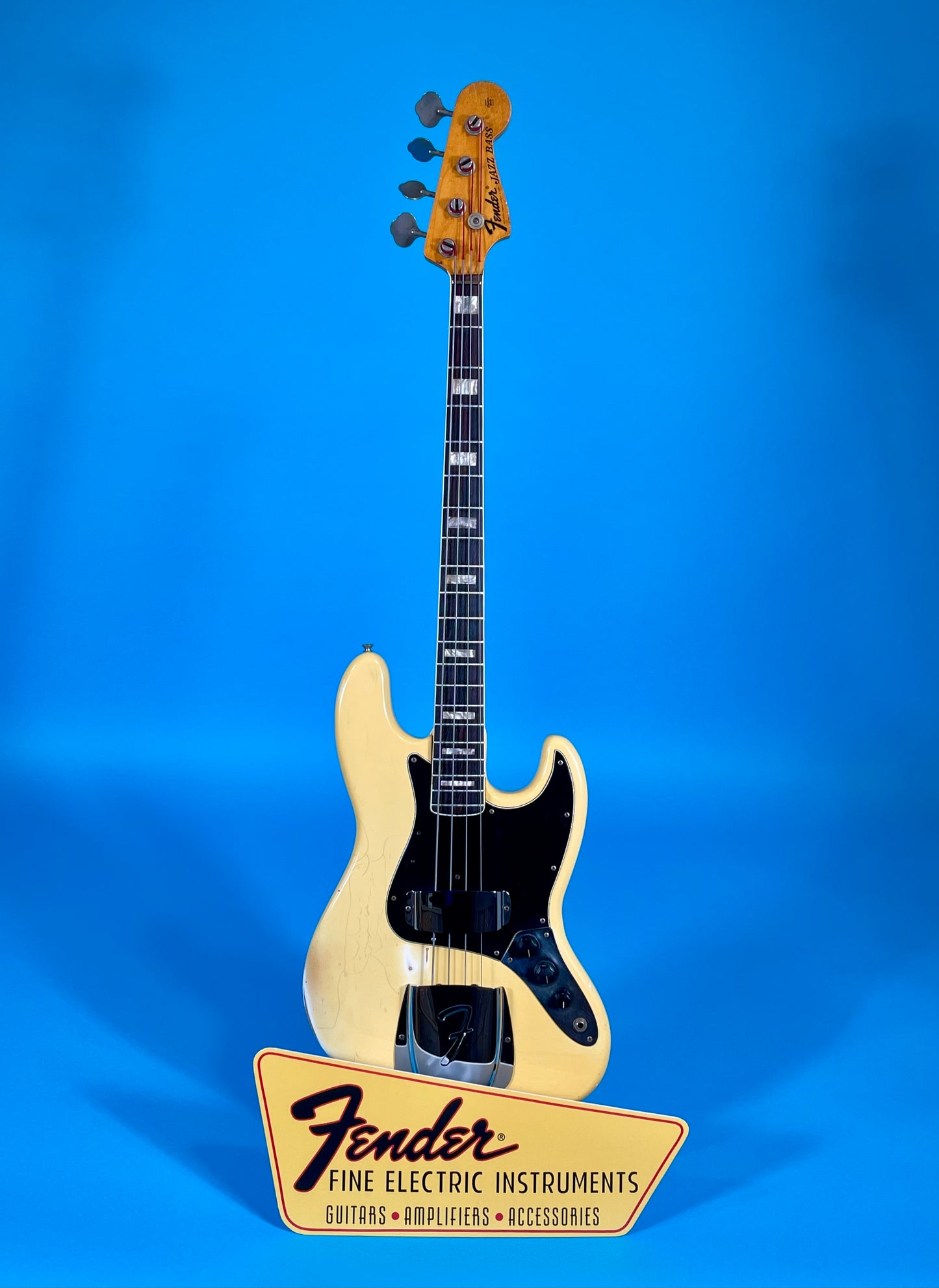 1973 Fender Jazz Bass Olypmic White last of the 4-bolts!