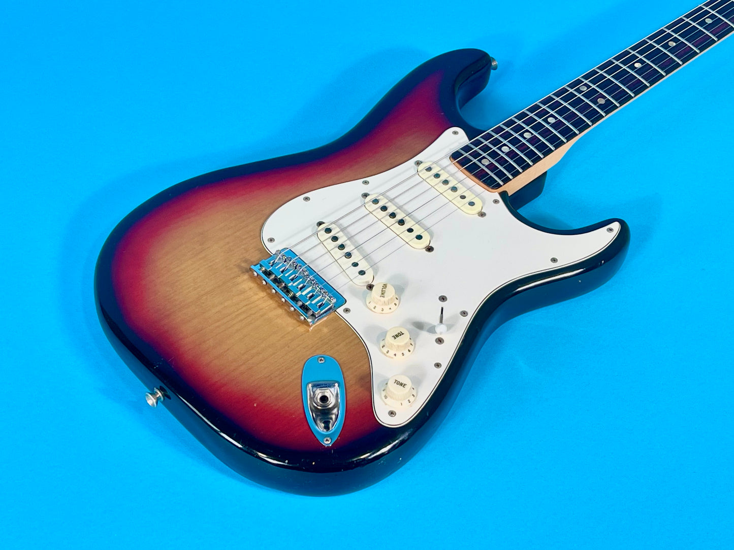 1973 Fender Stratocaster Rosewood finger board 3-color Sunburst Non-Trem