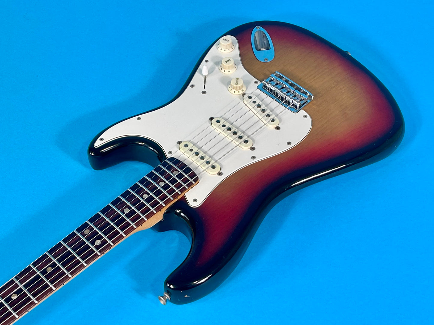 1973 Fender Stratocaster Rosewood finger board 3-color Sunburst Non-Trem