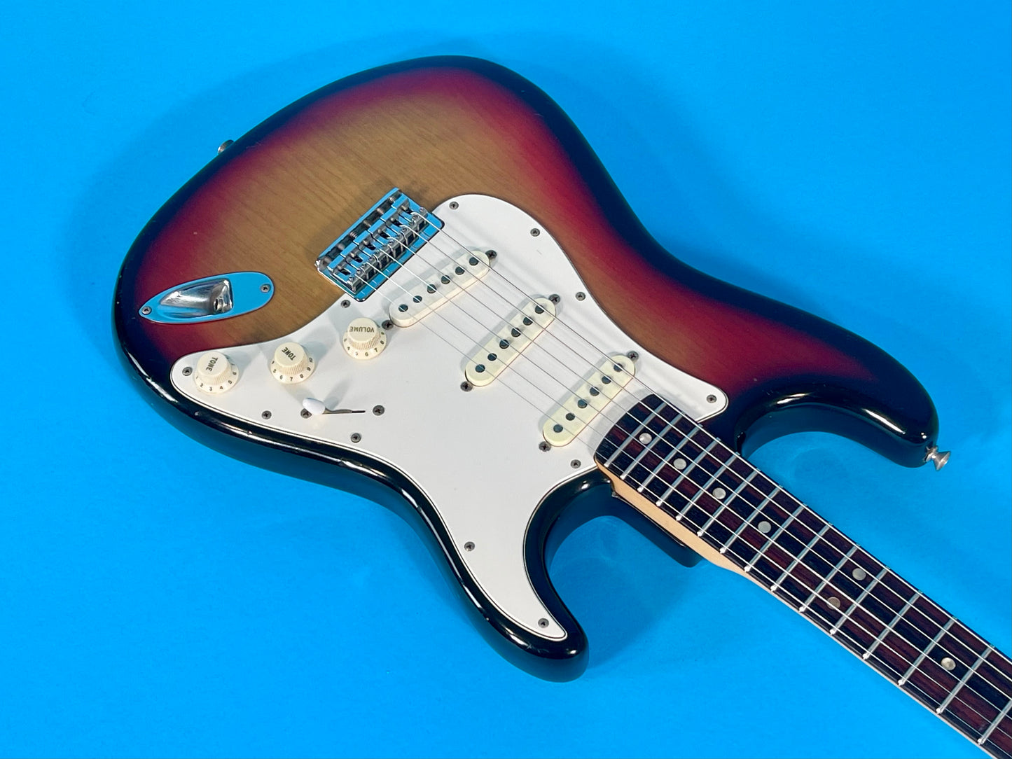 1973 Fender Stratocaster Rosewood finger board 3-color Sunburst Non-Trem