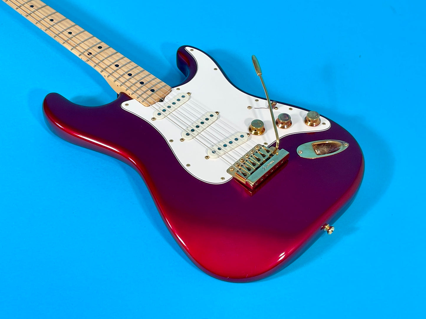 1982 Fender Strat Candy Apple Red Gold Hardware Collector's-grade Mint condition Unreal!