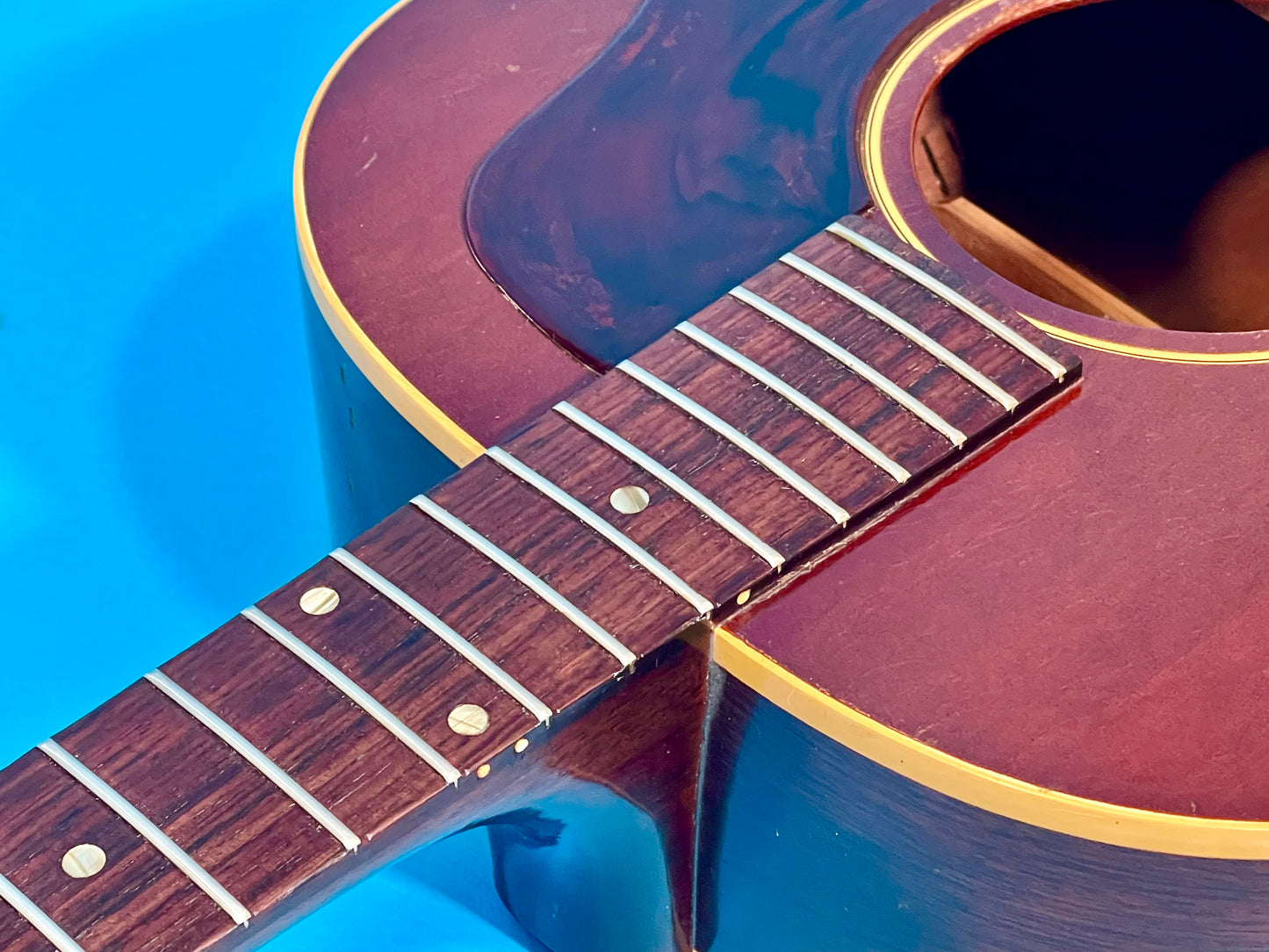 1965 Gibson LG-1 Cherry Sunburst excellent condition