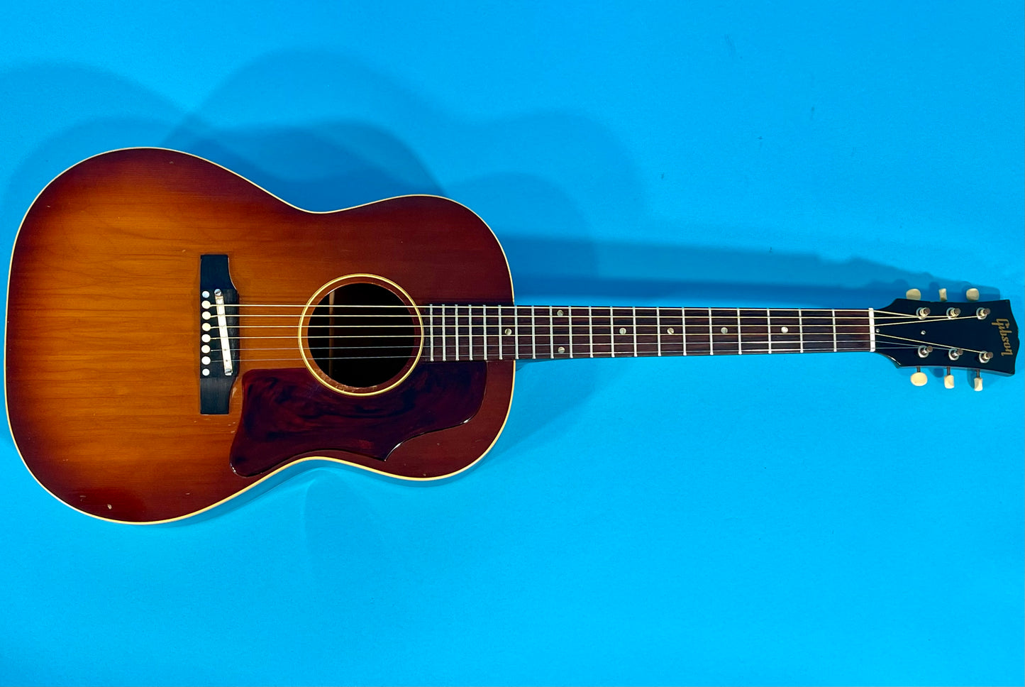 1965 Gibson LG-1 Cherry Sunburst excellent condition