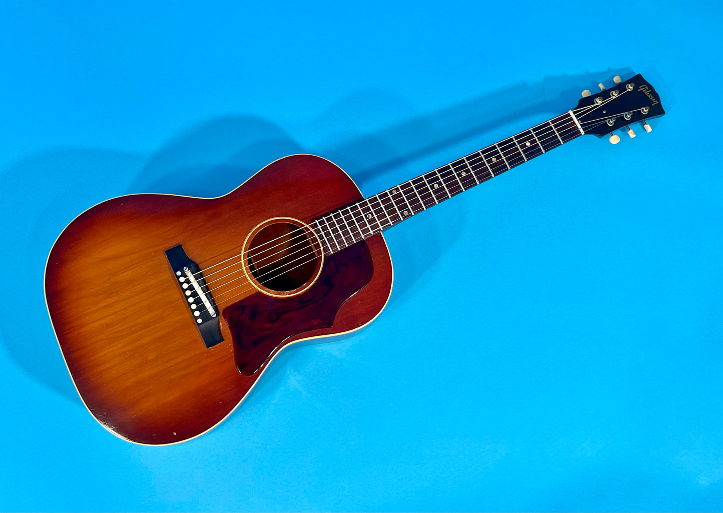 1965 Gibson LG-1 Cherry Sunburst excellent condition