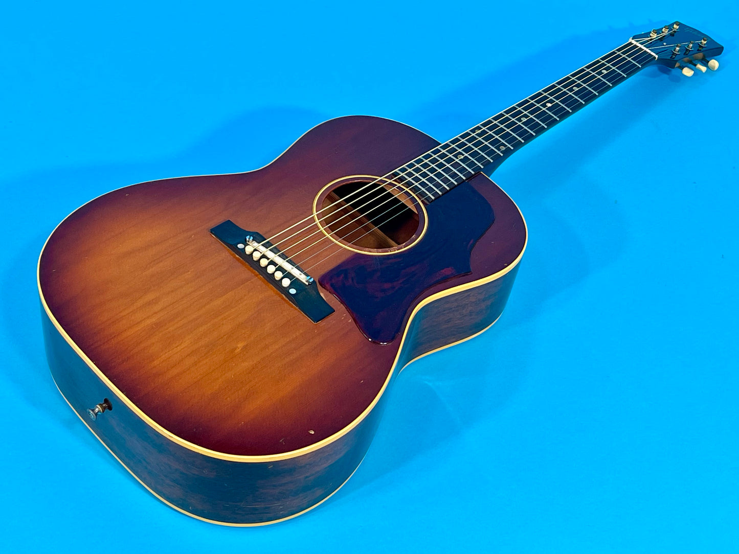 1965 Gibson LG-1 Cherry Sunburst excellent condition
