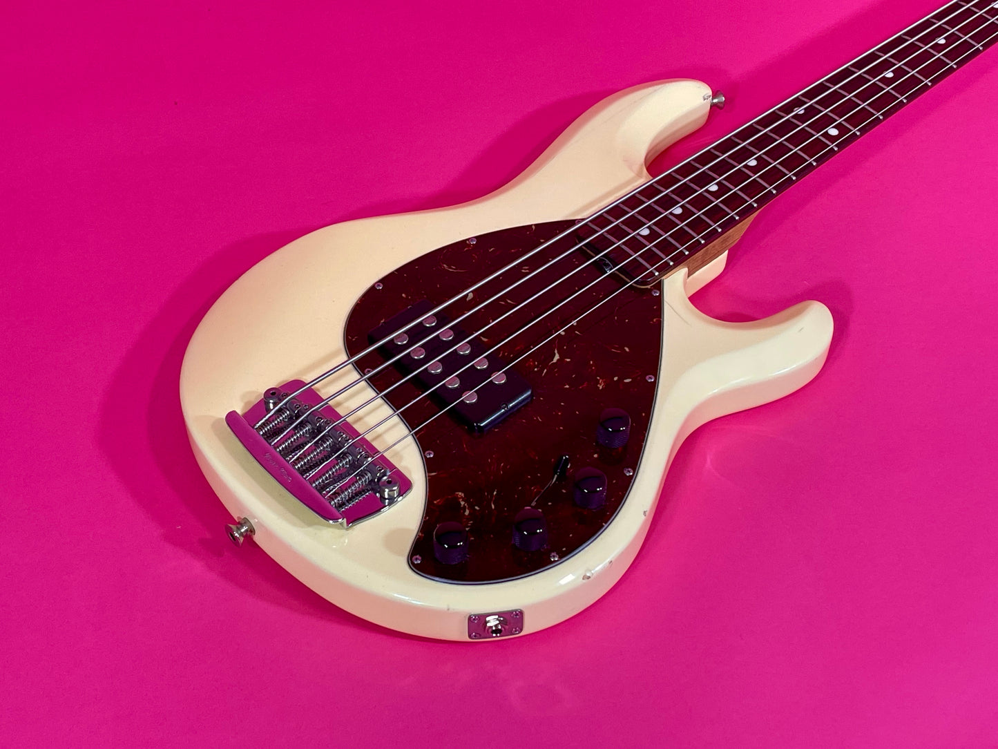 2005 Ernie Ball MusicMan Stingray 5 Limited Edition Vintage Creme Ivory finish