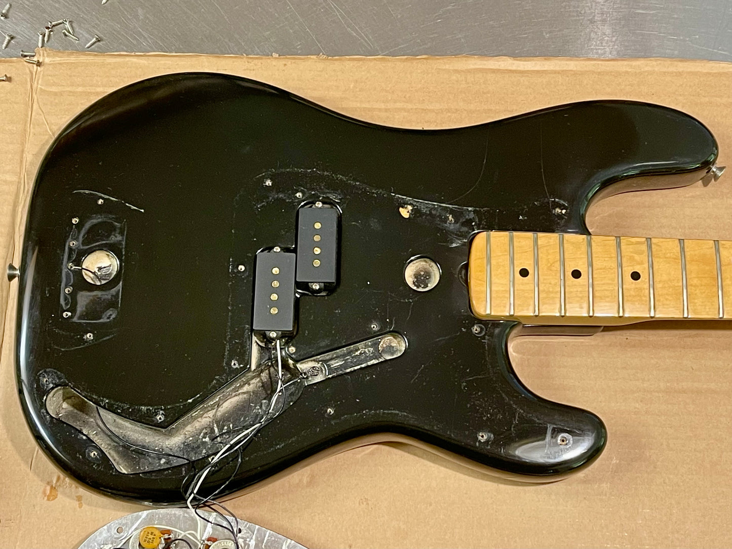 1979 Fender Precision Bass Black 100% original