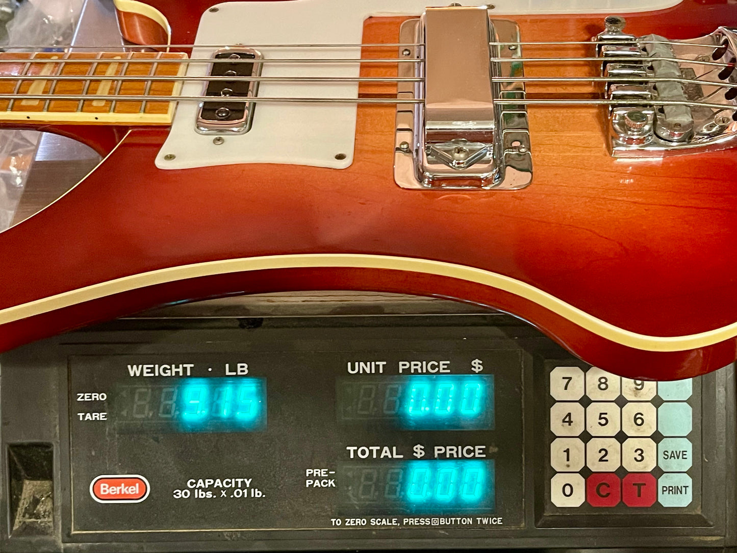1973 Rickenbacker 4001 Model Fireglo 100% original