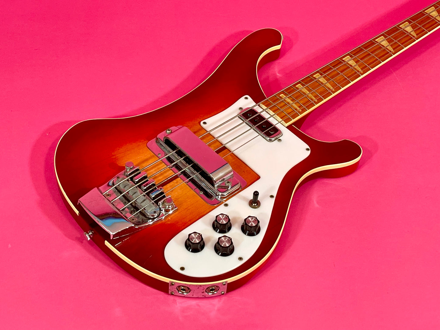 1973 Rickenbacker 4001 Model Fireglo 100% original