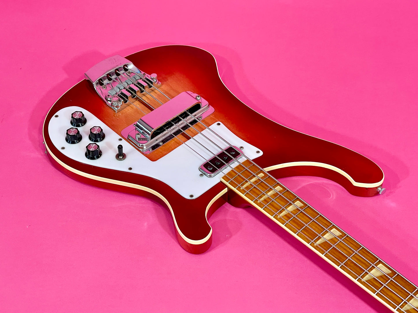 1973 Rickenbacker 4001 Model Fireglo 100% original