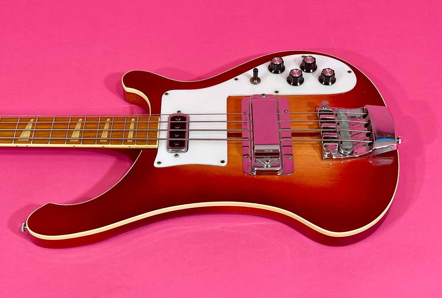 1973 Rickenbacker 4001 Model Fireglo 100% original