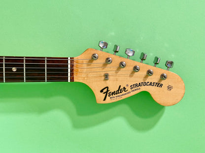 1969-1970 Fender Stratocaster 3-color Sunburst Rosewood fingerboard