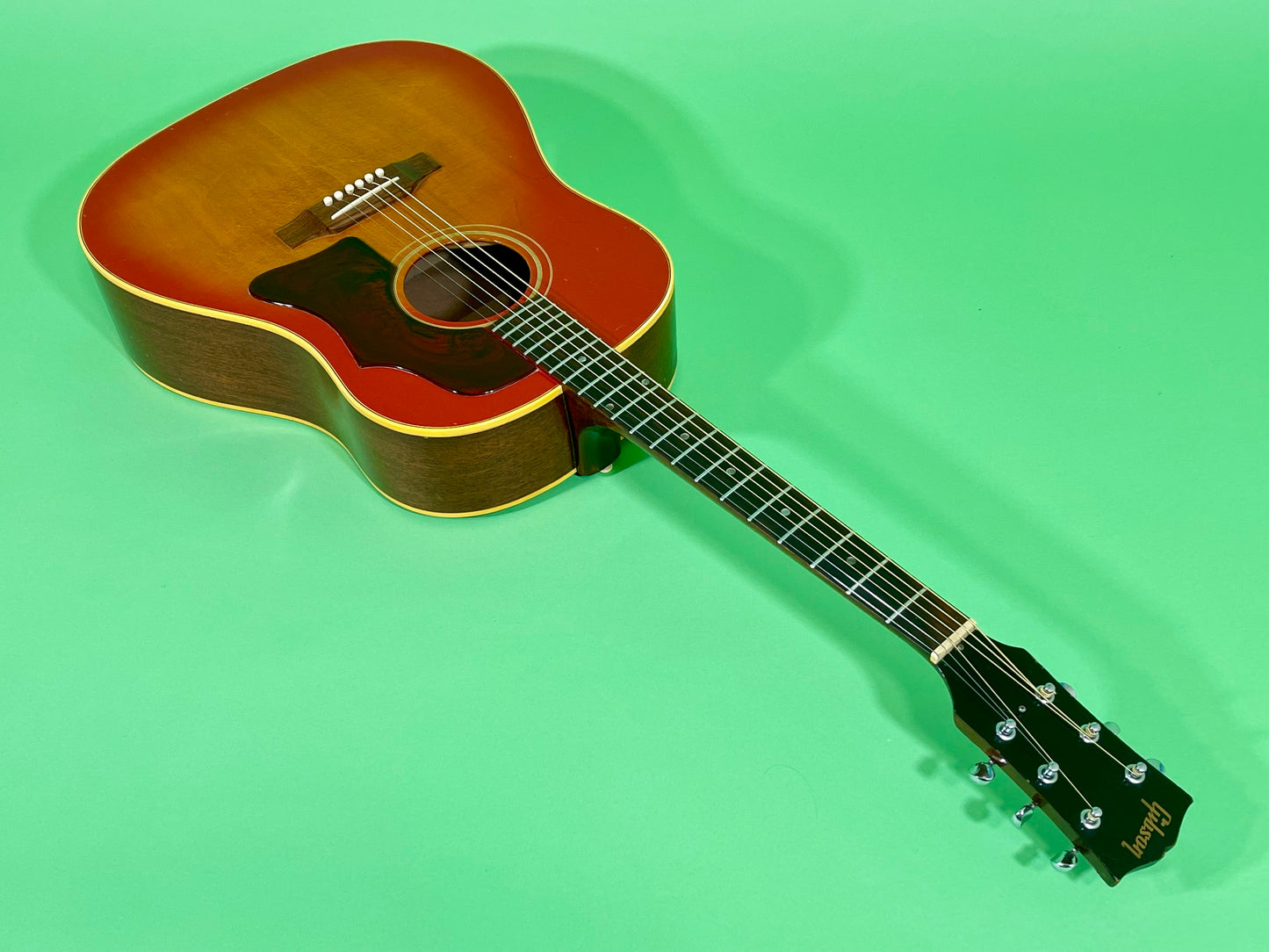 1967 Gibson J-45 Cherry Sunburst