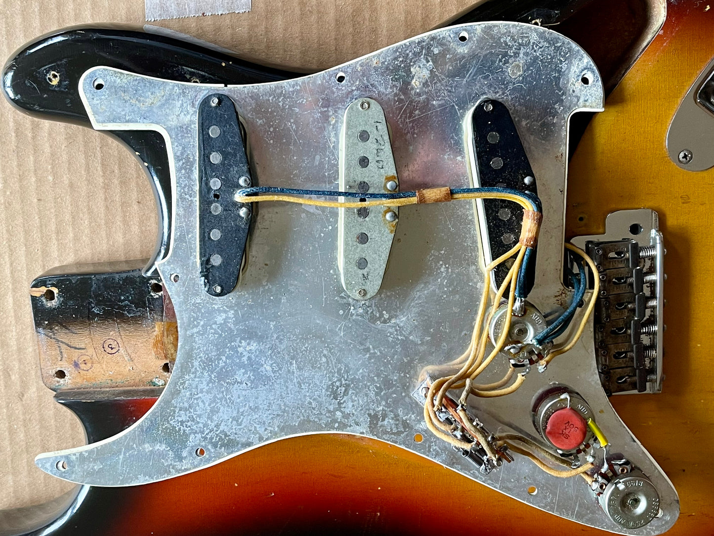 1967 Fender Stratocaster Super-Rare!  3-color Sunburst Brazilian Rosewood fingerboard