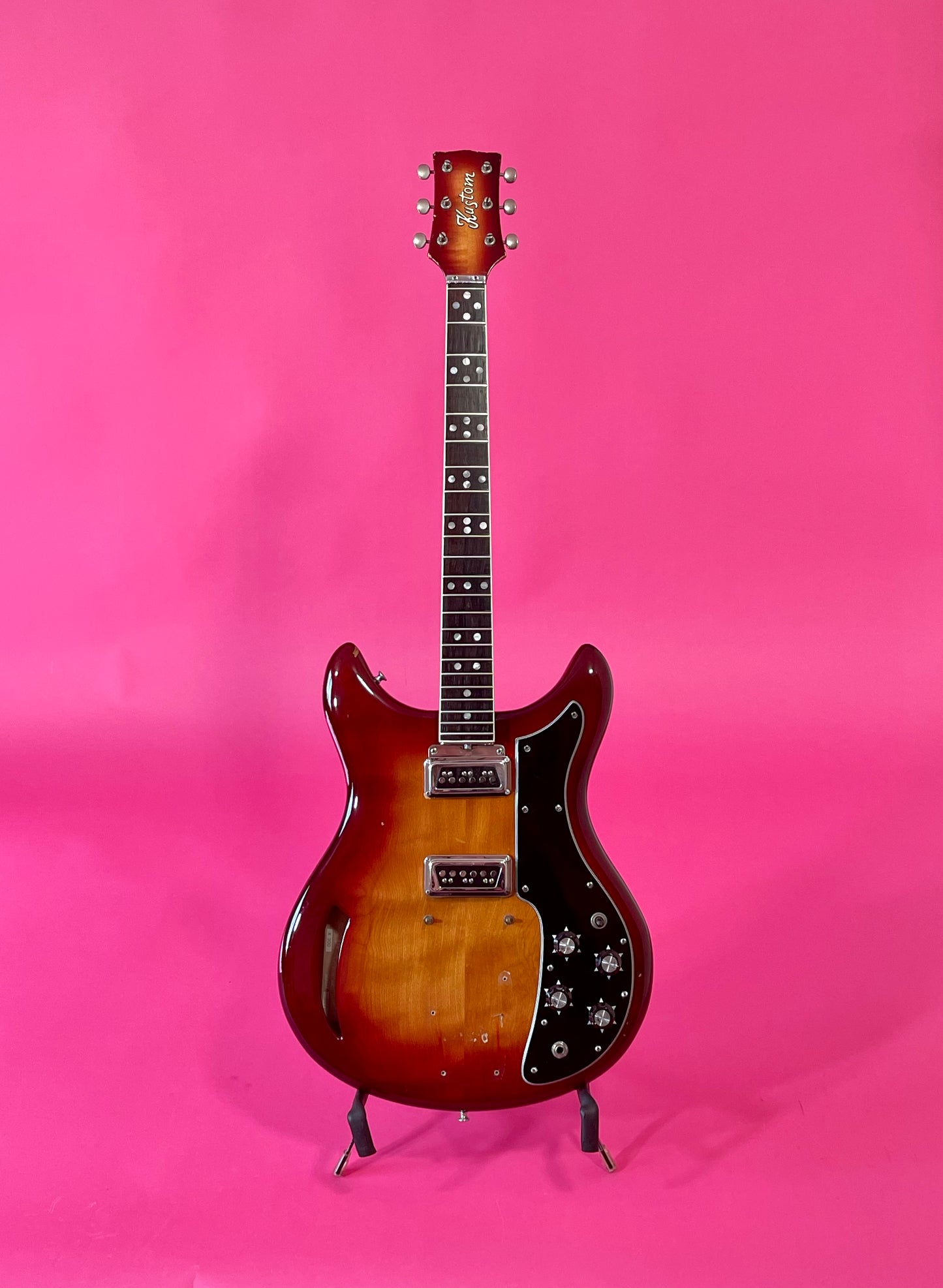 1968 Kustom K-200 Deluxe Rare Cherry Sunburst with Matching Headstock! 100% original