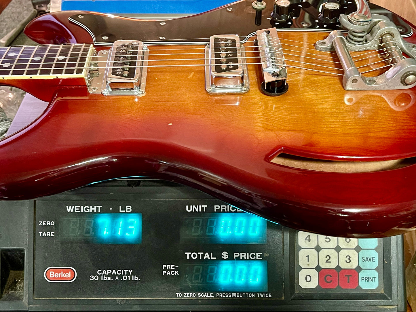 1968 Kustom K-200 Deluxe Rare Cherry Sunburst with Matching Headstock! 100% original