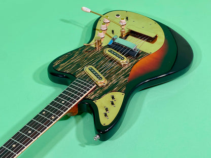 1965 Framus Strato De Luxe Rare Black headstock with Gold trim 3-color Sunburst