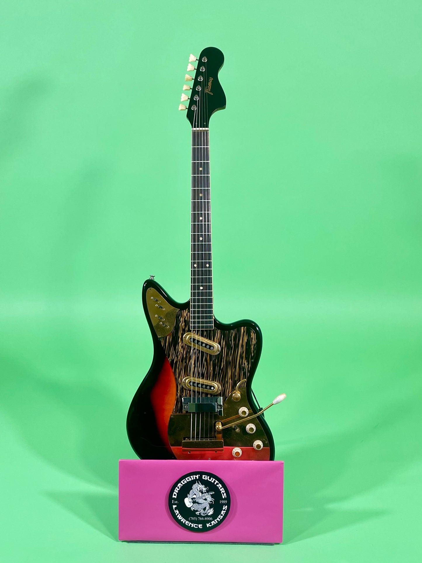 1965 Framus Strato De Luxe Rare Black headstock with Gold trim 3-color Sunburst