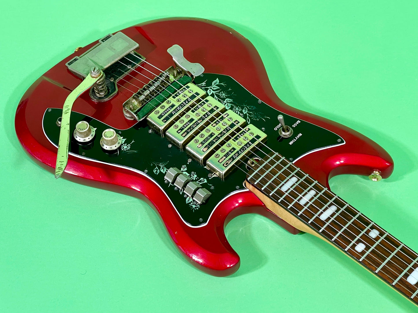 1969 Teisco Spectrum IV ET-440 Candy Apple Red with Gold Hardware!