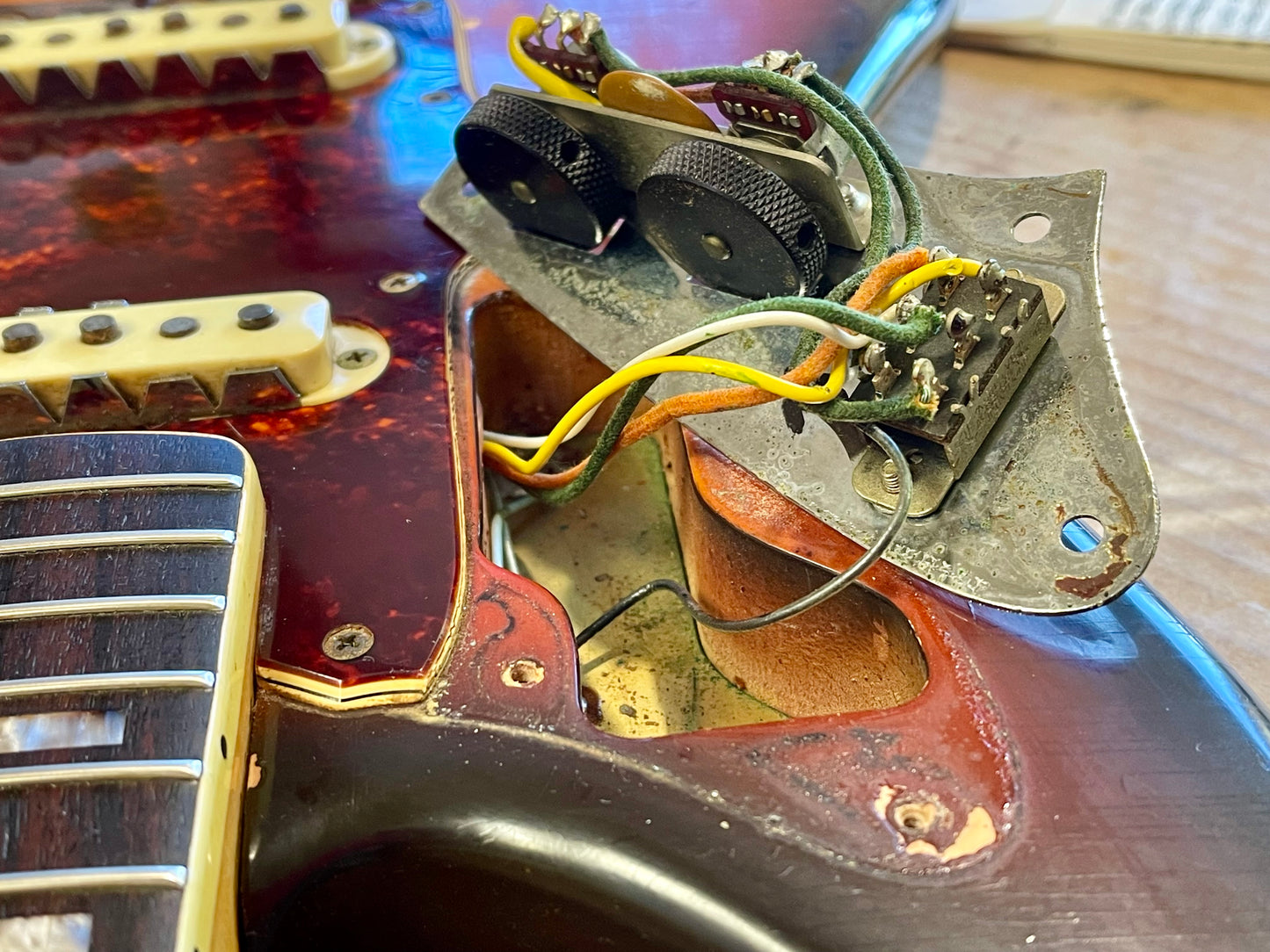 1969 Fender Jaguar 100% Original Rare factory "Faux-Burst" finish!