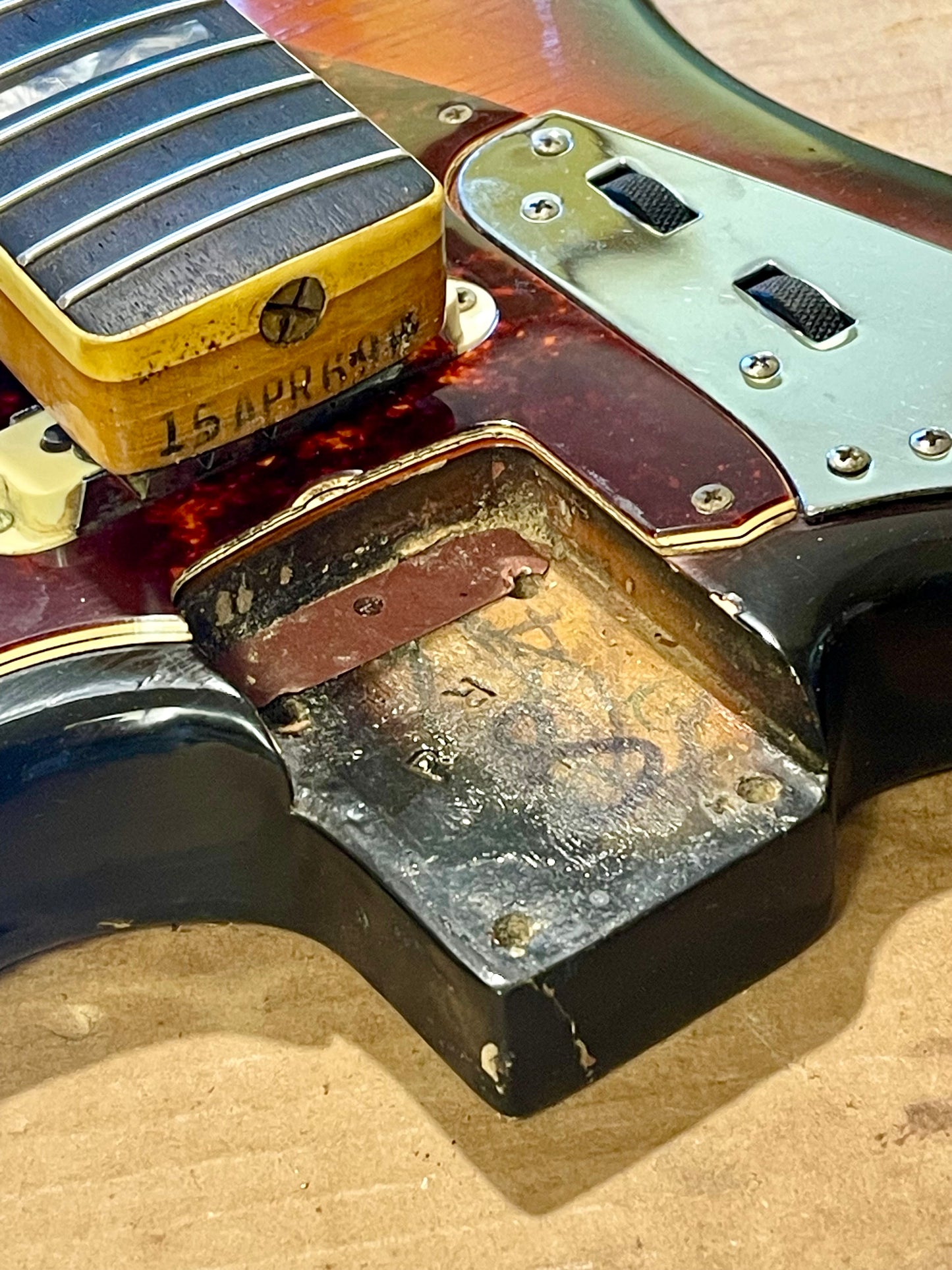 1969 Fender Jaguar 100% Original Rare factory "Faux-Burst" finish!