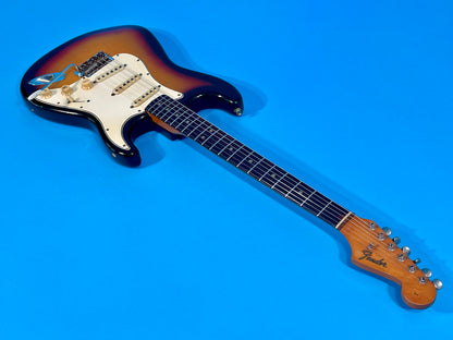 1965 Fender Stratocaster 3-color Sunburst 100% original with SUPER-VIBE!