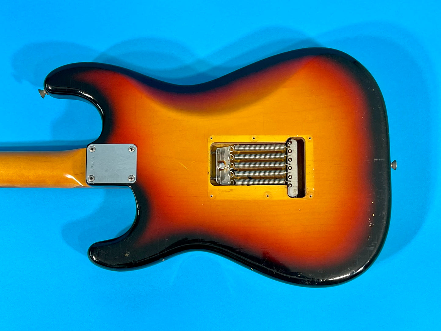 1965 Fender Stratocaster 3-color Sunburst 100% original with SUPER-VIBE!