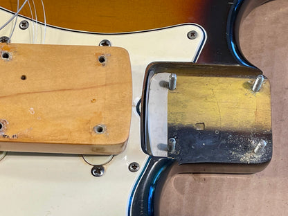 1965 Fender Stratocaster 3-color Sunburst 100% original with SUPER-VIBE!