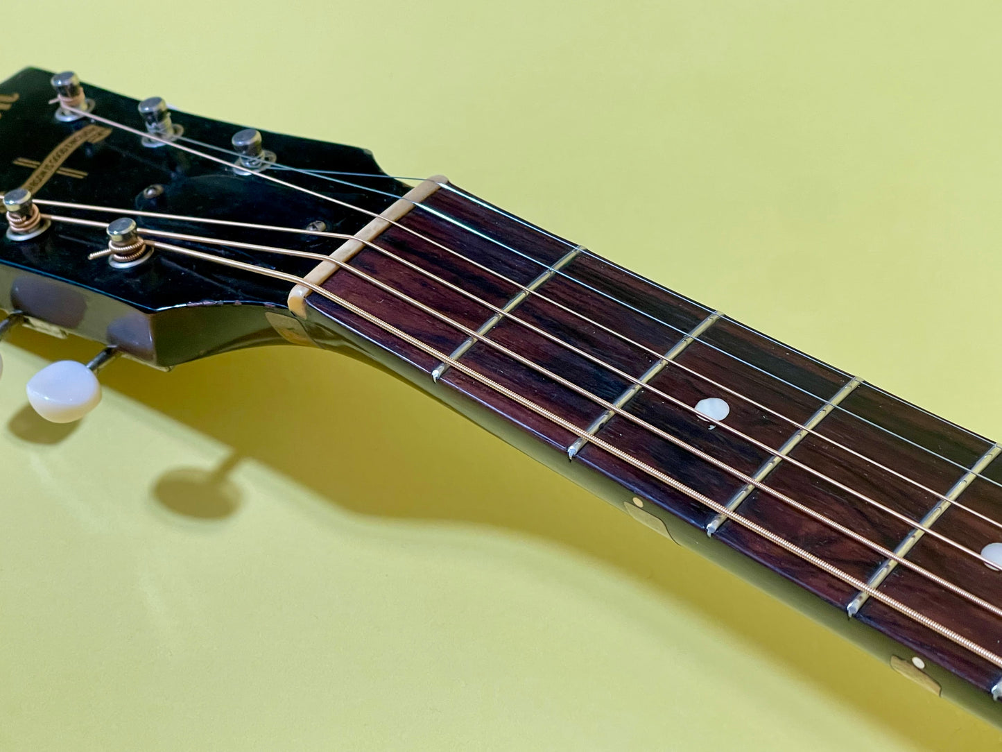 1944 Gibson LG-2 Banner