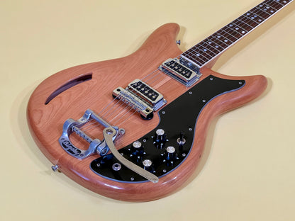1967 Kustom K-200 Deluxe Figured Mapleglo finish 100% original Super-nice!