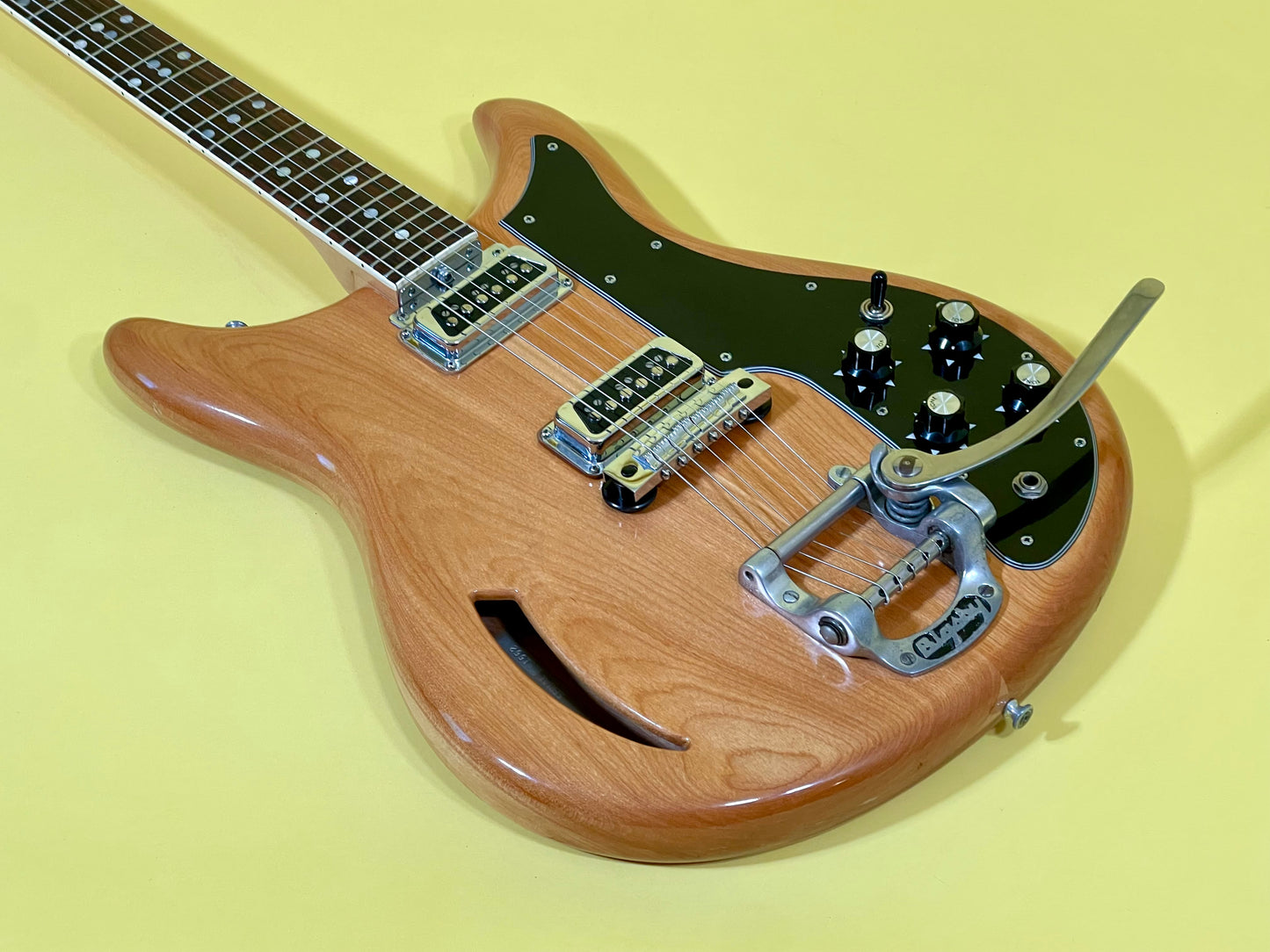 1967 Kustom K-200 Deluxe Figured Mapleglo finish 100% original Super-nice!
