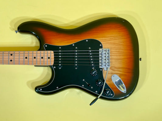 1979 Fender Stratocaster Left-Handed Sunburst 100% Original & Super Clean!