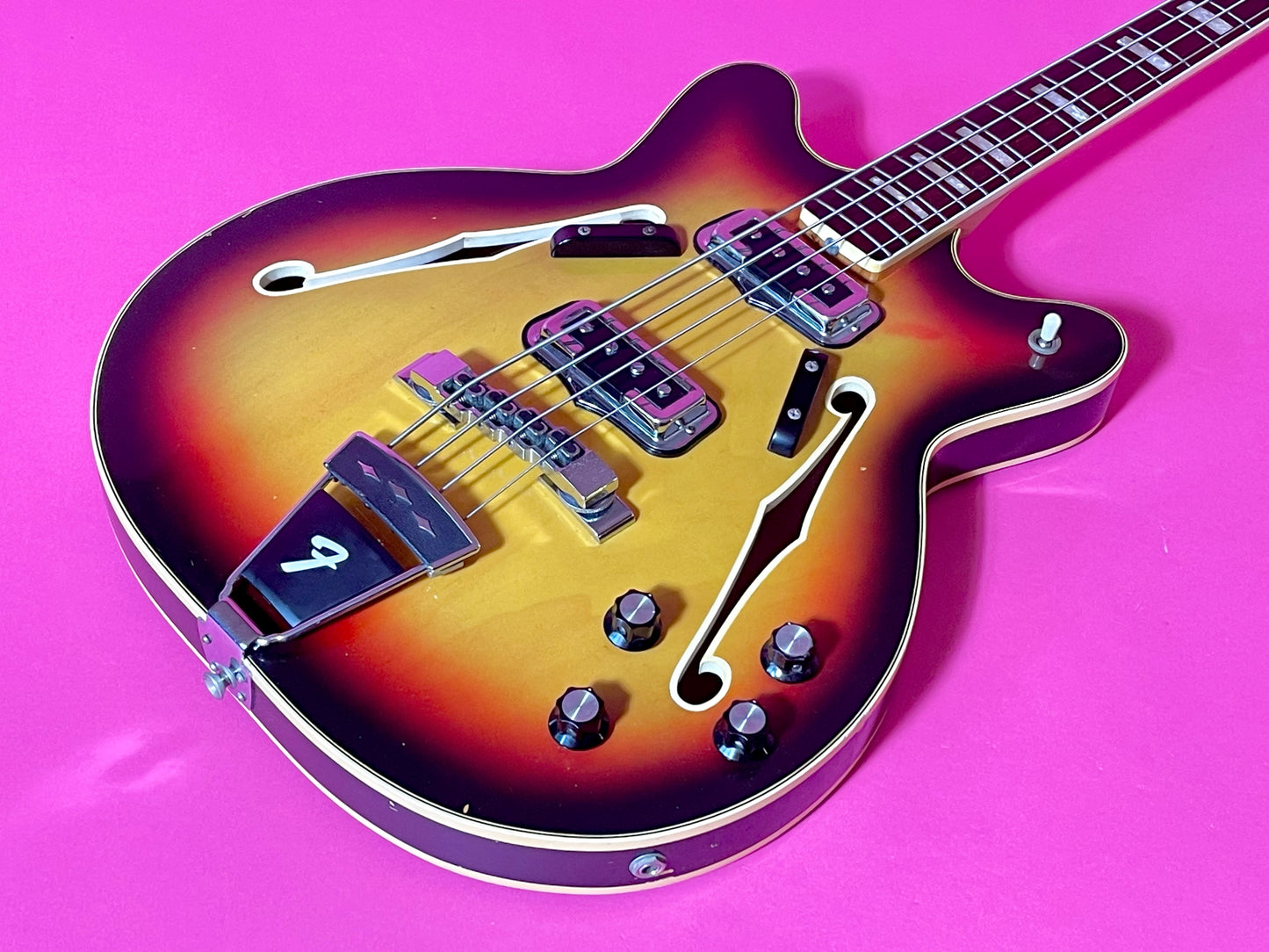 1967 Fender Coronado Bass II Sunburst