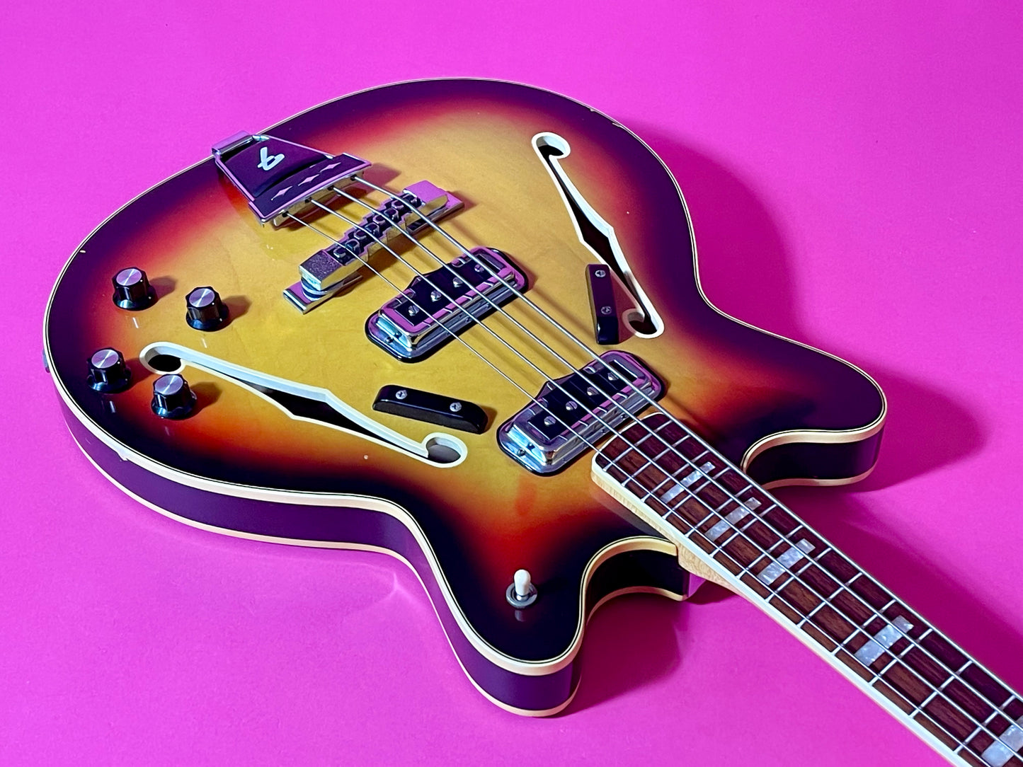 1967 Fender Coronado Bass II Sunburst