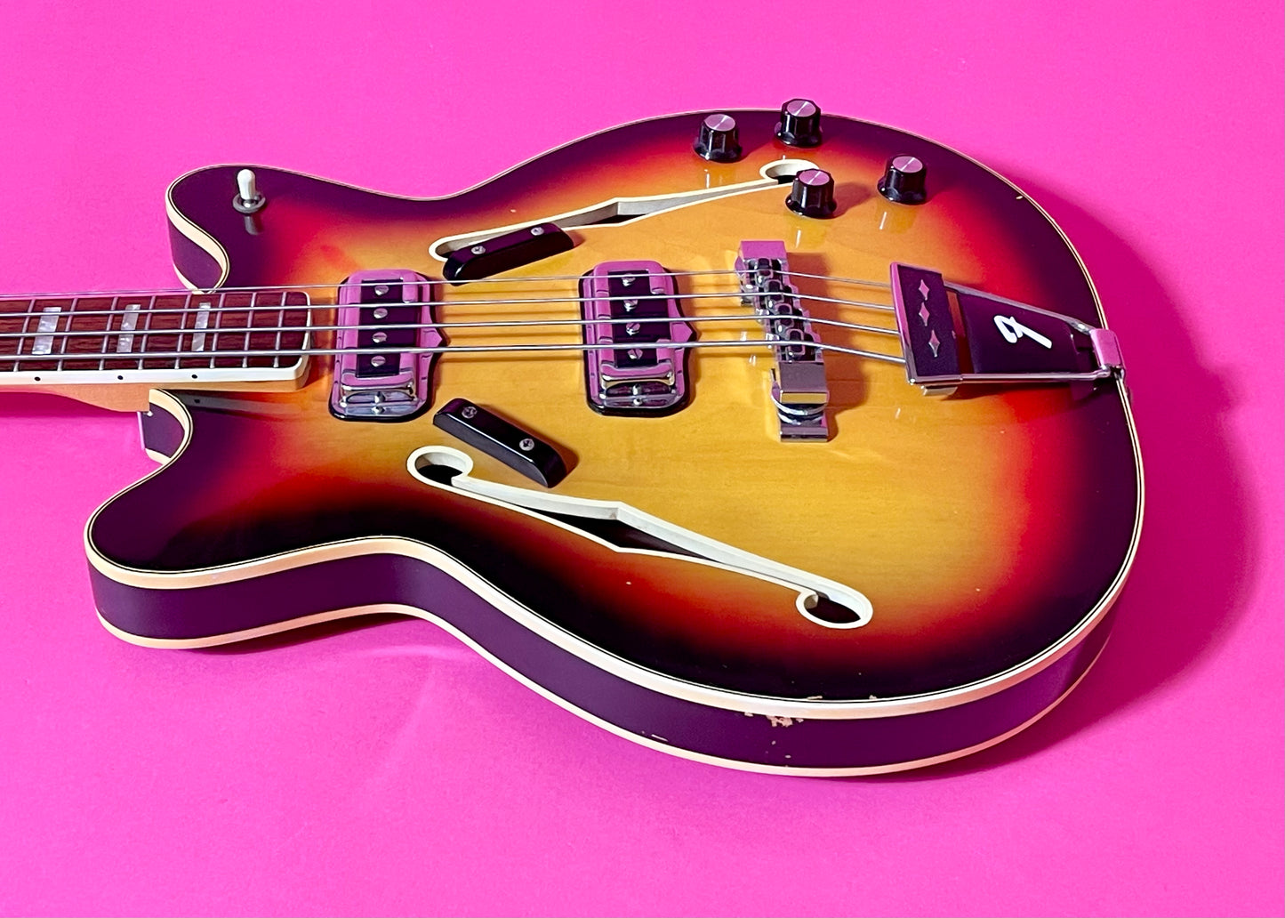 1967 Fender Coronado Bass II Sunburst