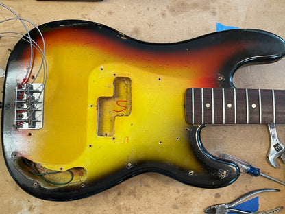 1966 Fender Precision Bass 3-color Sunburst