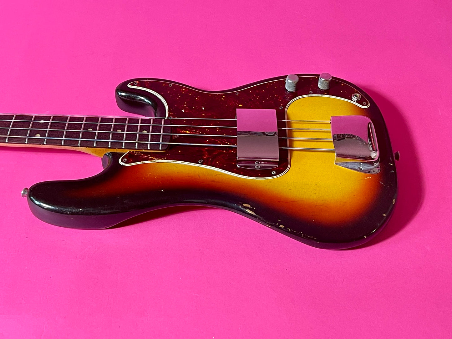 1966 Fender Precision Bass 3-color Sunburst