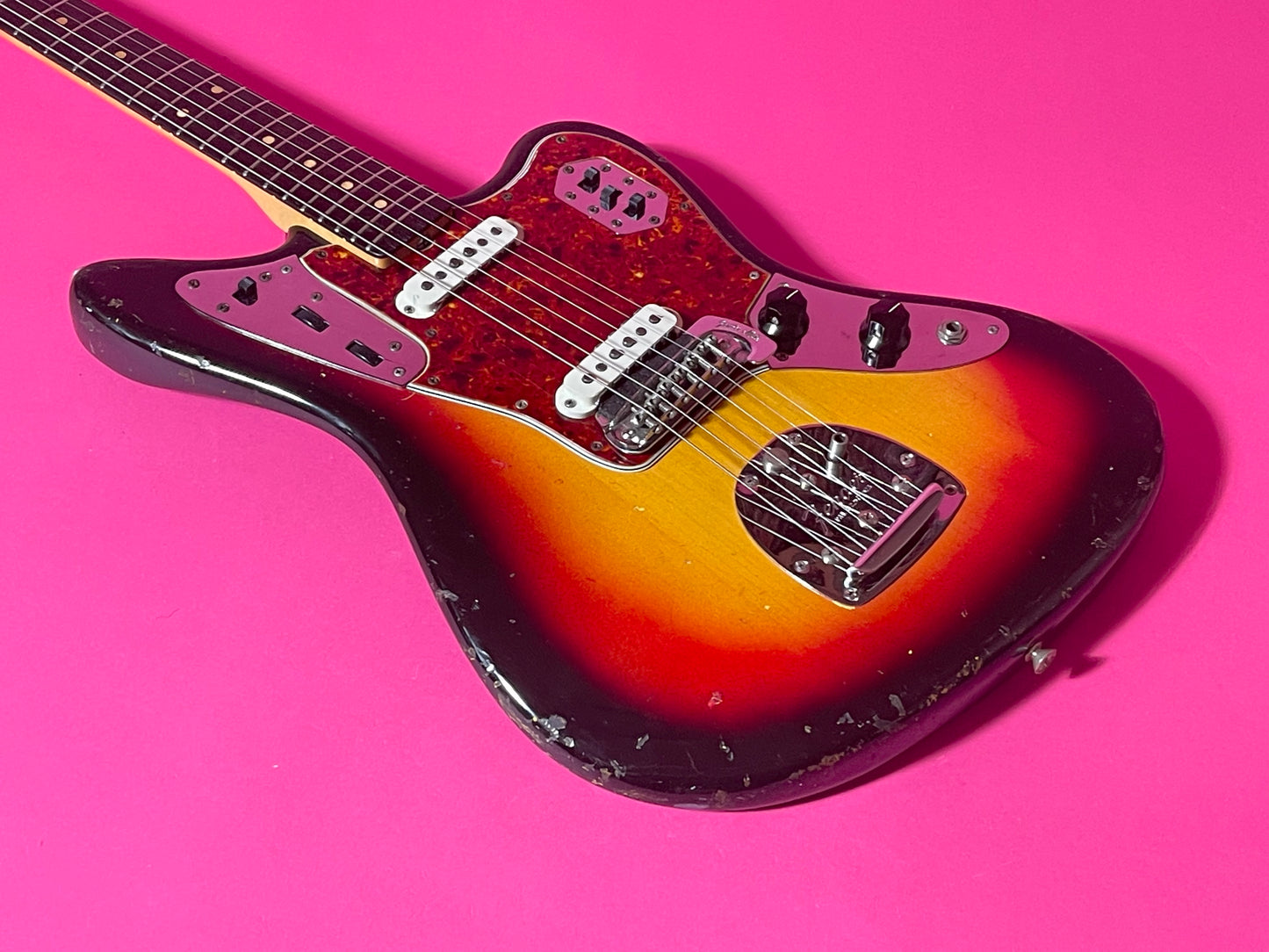 1964 Fender Jaguar 3-Color Sunburst Clay Dots