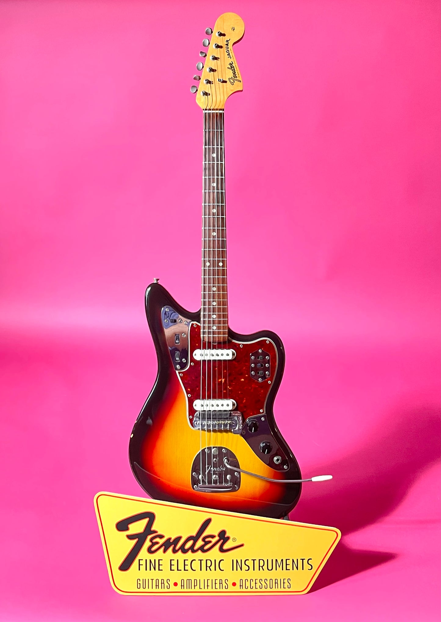 1965 Fender Jaguar 3-Color Sunburst 100% OG