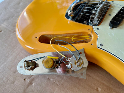 1969 Fender Mustang Competition Orange 100% original near mint condition